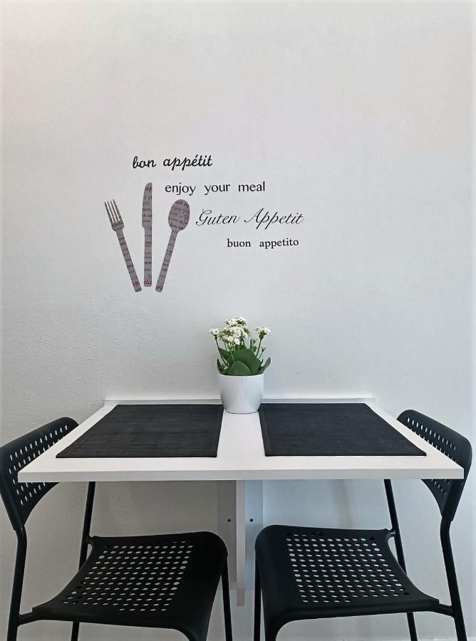 Studio Apartman Brletić Tounj Bagian luar foto